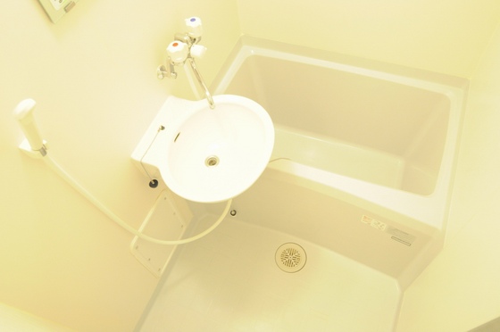 レオパレスアゼリア