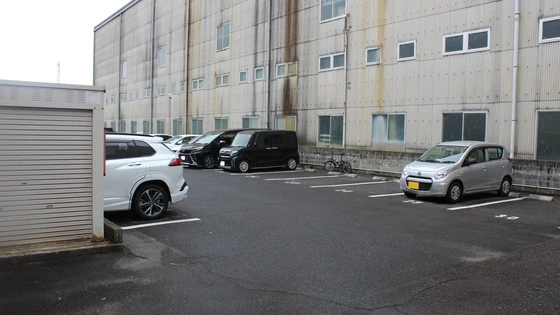 レオパレスアゼリア