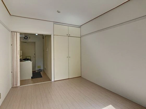 STATES MINAMI III番館B