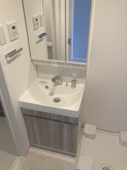 メイクス京橋川