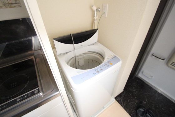 レオネクストシモイフク