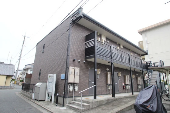 レオネクストシモイフク