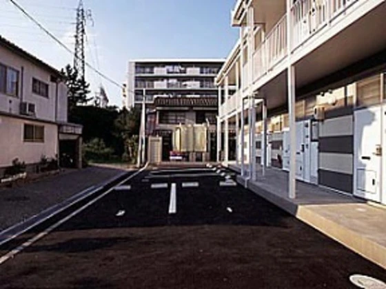 レオパレスコスモ京山