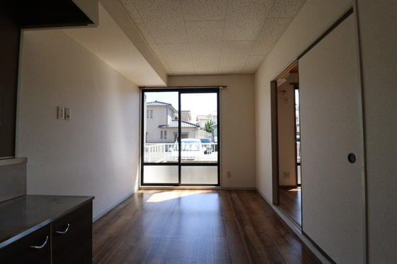 プレジール小野 A棟