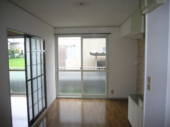 パークサイドよこおB