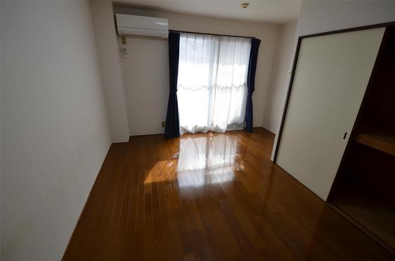 ホワイトメゾン学南6棟