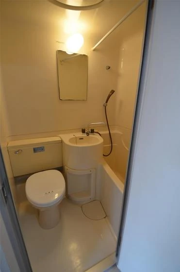 ホワイトメゾン学南6棟