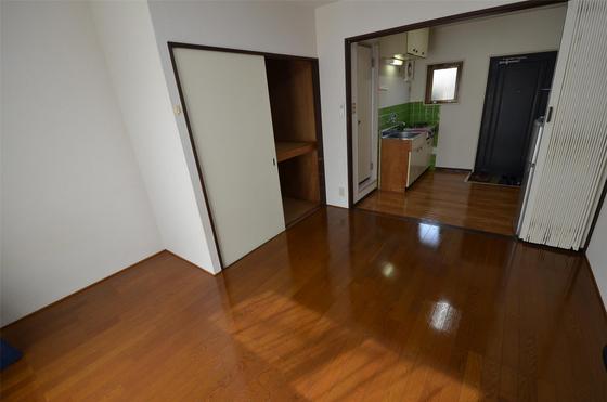 ホワイトメゾン学南6棟