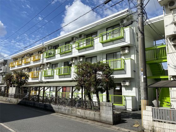 ホワイトメゾン学南6棟