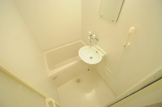 レオネクストグロリア京橋南