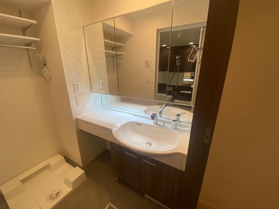 ドゥズィエム串戸