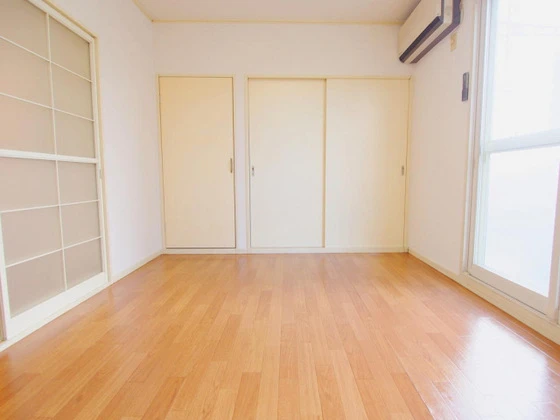 ジュネスムナカタ