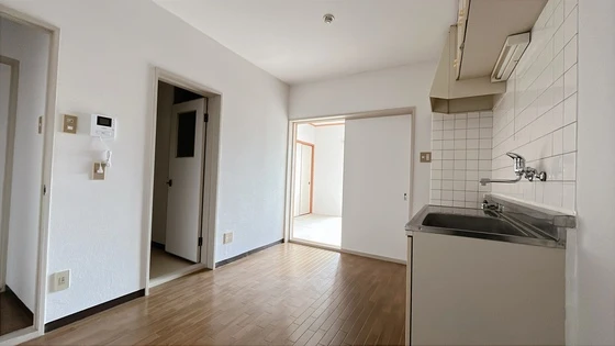 ニュートラルハイツ