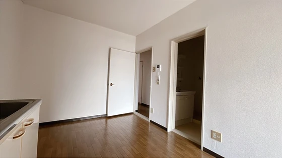 ニュートラルハイツ