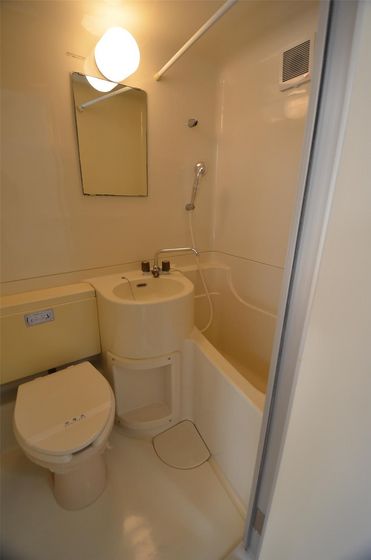 ホワイトメゾン学南5棟