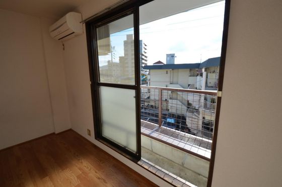 ホワイトメゾン学南5棟