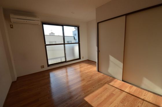 ホワイトメゾン学南5棟