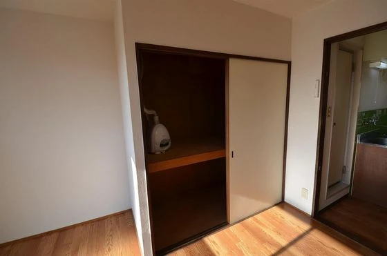 ホワイトメゾン学南5棟