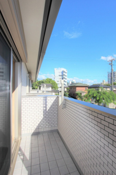 パークサイドテラスA