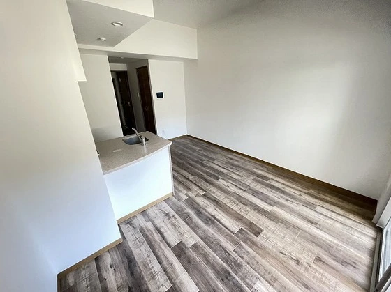 Der Glanz. Y2比治山