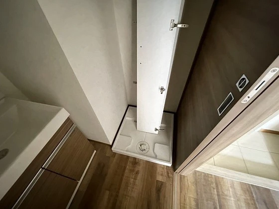 Der Glanz. Y2比治山