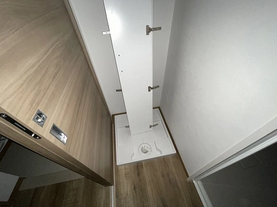 Der Glanz. Y2比治山