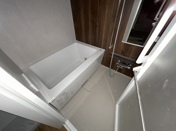 Der Glanz. Y2比治山