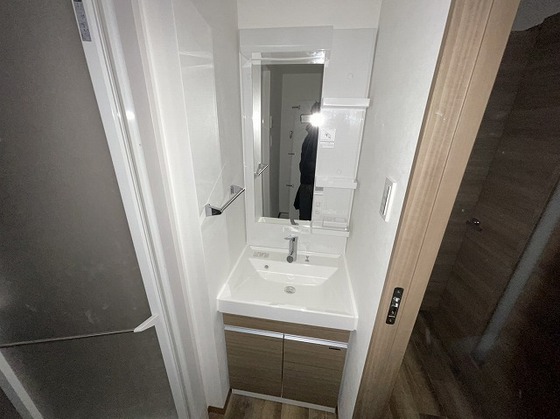 Der Glanz. Y2比治山