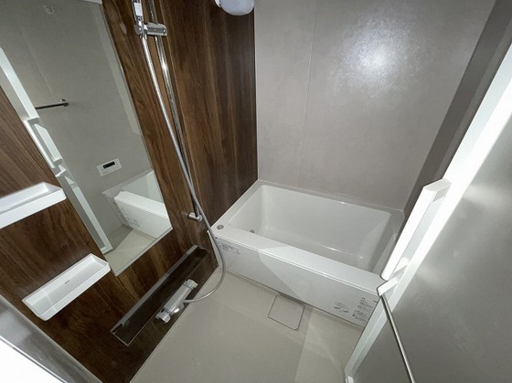 Der Glanz. Y2比治山