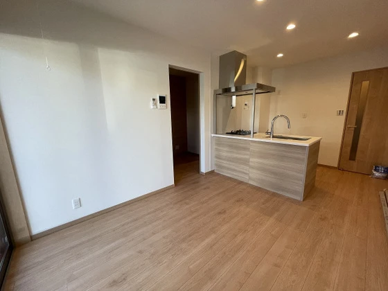 REGALEST LUXE(レガリスト リュクス)