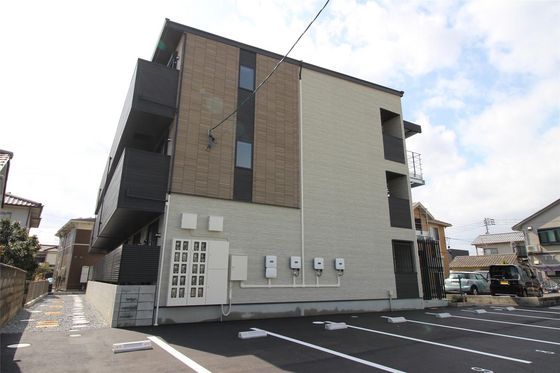 Alterna(オルタナ)