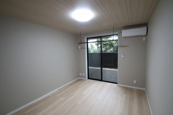 Alterna(オルタナ)