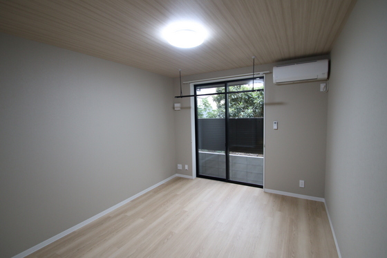 Alterna(オルタナ)