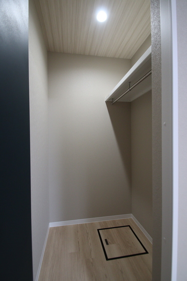 Alterna(オルタナ)