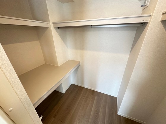 グランエス長束