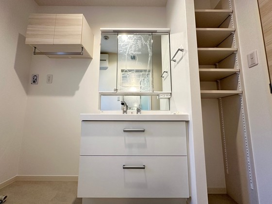 グランエス長束