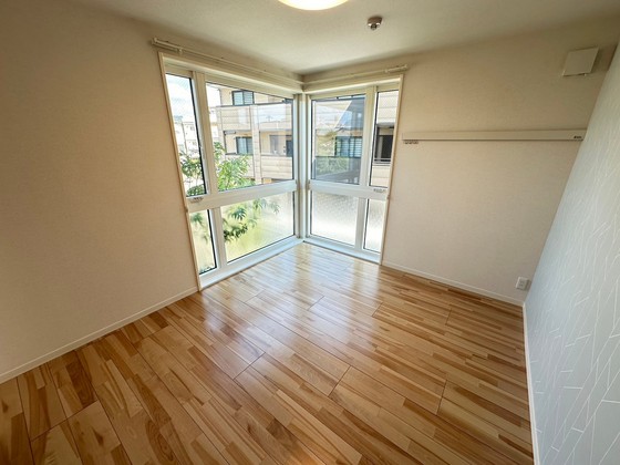 グランエス長束