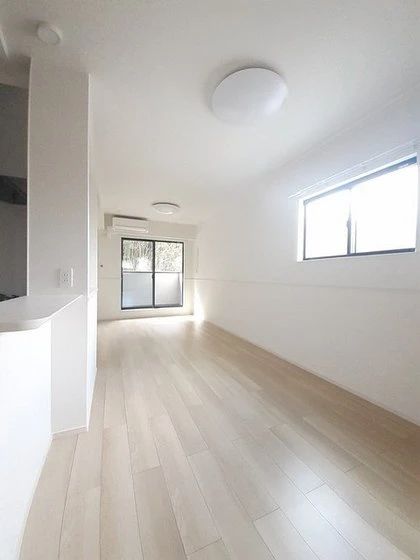 クレール六番館