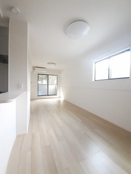 クレール六番館