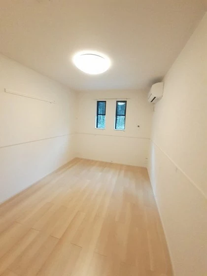 クレール六番館