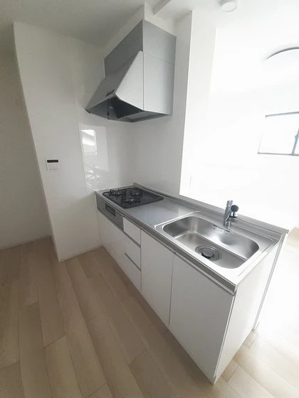 クレール六番館