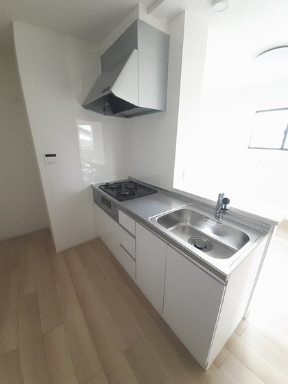 クレール六番館