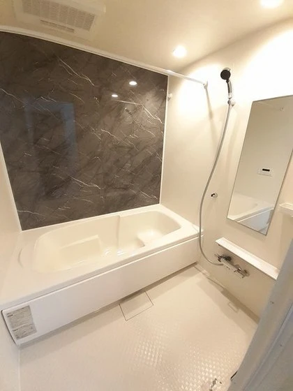 クレール六番館