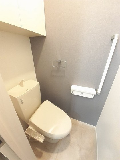 クレール六番館