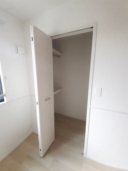 クレール六番館