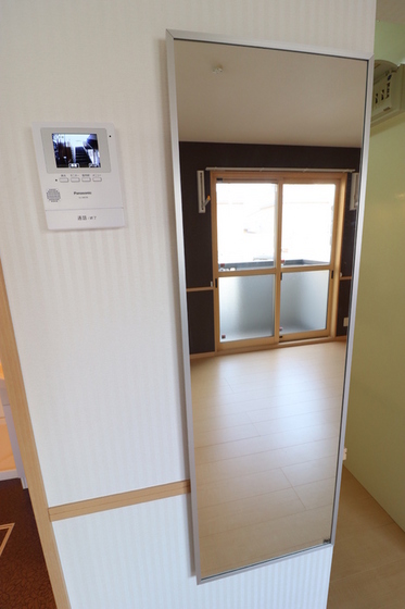 フェイバリット フラット B棟