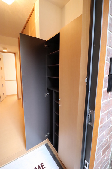 フェイバリット フラット B棟