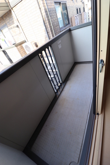 フェイバリット フラット B棟