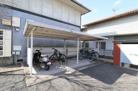 ピローサイド四御神 A棟