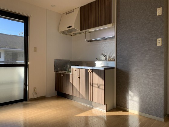 ピローサイド四御神 A棟